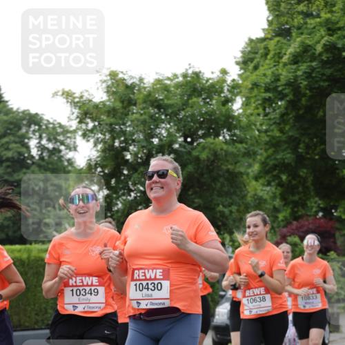 15.06.2025 - REWE Women's Run Jannik Wohlers http://msf.ph/oto/7944904 15.06.2025 08:29:33 Laufen 10349, 10430, 10638, 10833 meine-sportfotos.de