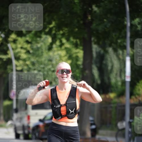 15.06.2025 - REWE Women's Run Jannik Wohlers http://msf.ph/oto/7944905 15.06.2025 08:47:56 Laufen  meine-sportfotos.de