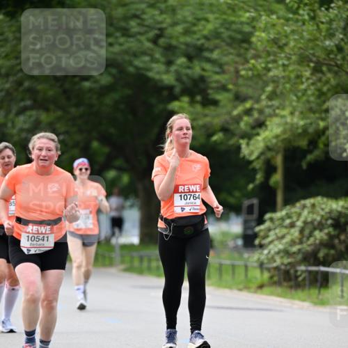 15.06.2025 - REWE Women's Run Dr. Thomas Lammeyer http://msf.ph/oto/7944911 15.06.2025 09:22:33 Laufen 10541, 10764 meine-sportfotos.de