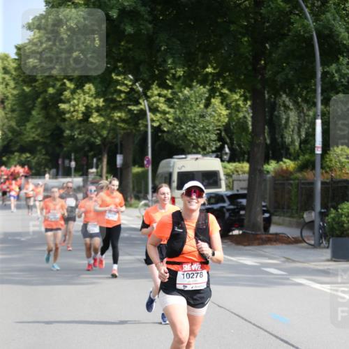 15.06.2025 - REWE Women's Run Jannik Wohlers http://msf.ph/oto/7944918 15.06.2025 09:44:02 Laufen 10278 meine-sportfotos.de