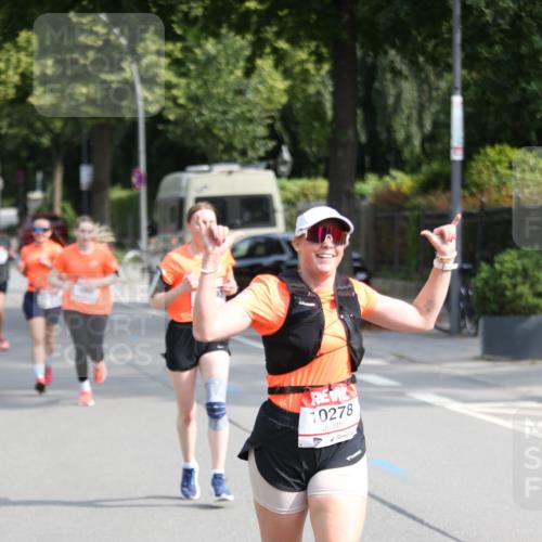 15.06.2025 - REWE Women's Run Jannik Wohlers http://msf.ph/oto/7944963 15.06.2025 09:44:03 Laufen 10278 meine-sportfotos.de