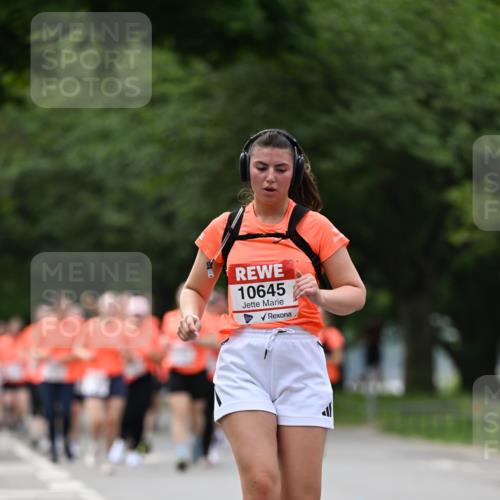 15.06.2025 - REWE Women's Run Dr. Thomas Lammeyer http://msf.ph/oto/7944974 15.06.2025 09:22:38 Laufen 10645 meine-sportfotos.de