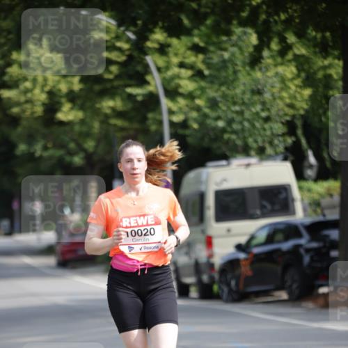 15.06.2025 - REWE Women's Run Jannik Wohlers http://msf.ph/oto/7945000 15.06.2025 08:48:00 Laufen 10020 meine-sportfotos.de