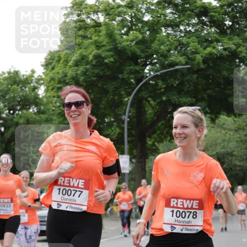 15.06.2025 - REWE Women's Run Jannik Wohlers http://msf.ph/oto/7945003 15.06.2025 08:29:34 Laufen 0833, 10077, 10078 meine-sportfotos.de