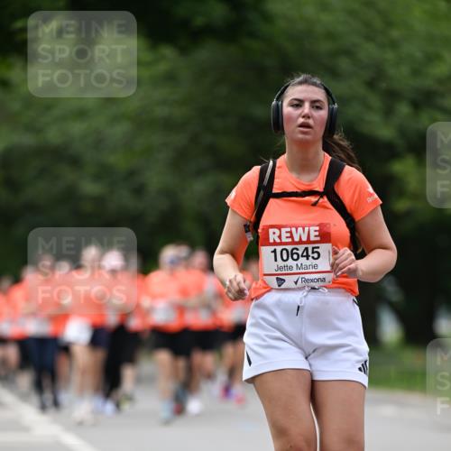 15.06.2025 - REWE Women's Run Dr. Thomas Lammeyer http://msf.ph/oto/7945018 15.06.2025 09:22:39 Laufen 10645 meine-sportfotos.de