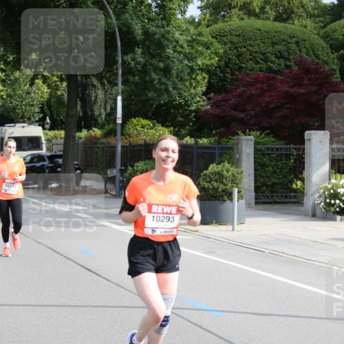 15.06.2025 - REWE Women's Run Jannik Wohlers http://msf.ph/oto/7945024 15.06.2025 09:44:05 Laufen 10343, 10293 meine-sportfotos.de