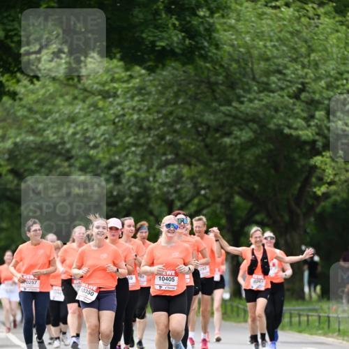 15.06.2025 - REWE Women's Run Dr. Thomas Lammeyer http://msf.ph/oto/7945057 15.06.2025 09:22:41 Laufen 0257, 1040, 10350, 69, 10405, 0261 meine-sportfotos.de