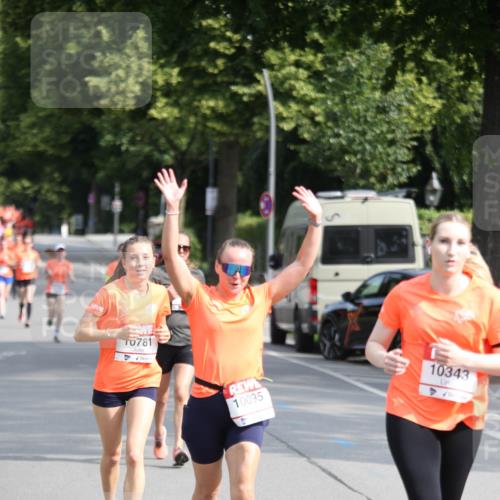 15.06.2025 - REWE Women's Run Jannik Wohlers http://msf.ph/oto/7945081 15.06.2025 09:44:07 Laufen 781, 10095, 10343 meine-sportfotos.de