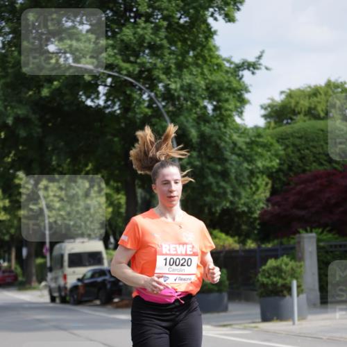 15.06.2025 - REWE Women's Run Jannik Wohlers http://msf.ph/oto/7945137 15.06.2025 08:48:02 Laufen 10020 meine-sportfotos.de