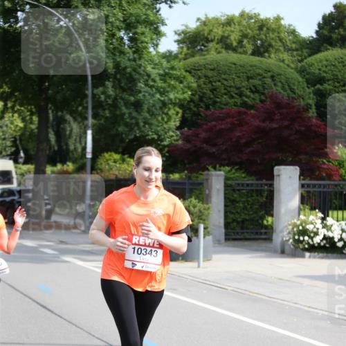 15.06.2025 - REWE Women's Run Jannik Wohlers http://msf.ph/oto/7945160 15.06.2025 09:44:08 Laufen 10343 meine-sportfotos.de