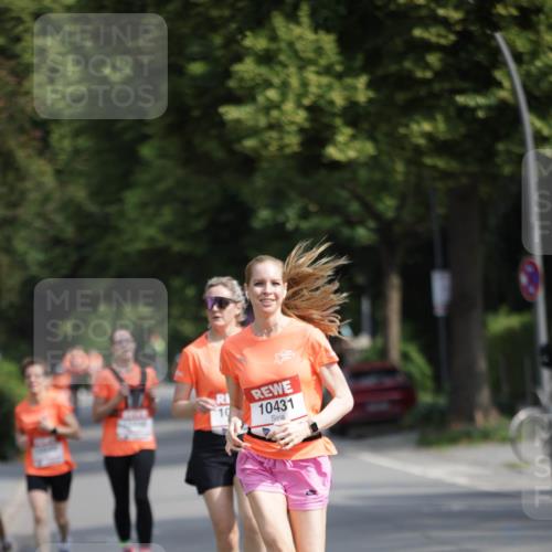 15.06.2025 - REWE Women's Run Jannik Wohlers http://msf.ph/oto/7945176 15.06.2025 08:48:06 Laufen 10431 meine-sportfotos.de