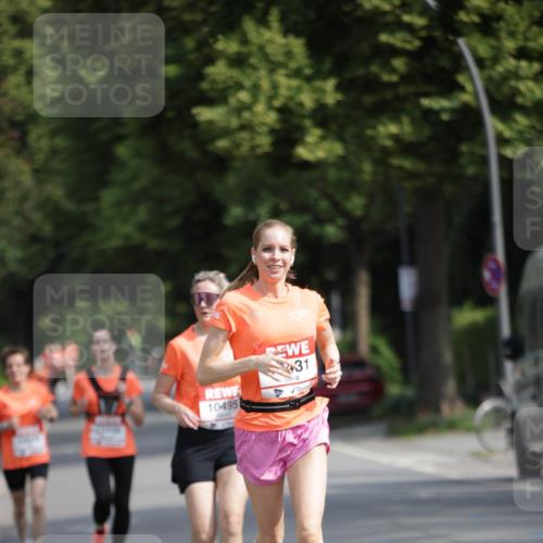 15.06.2025 - REWE Women's Run Jannik Wohlers http://msf.ph/oto/7945192 15.06.2025 08:48:06 Laufen 10495, 31 meine-sportfotos.de