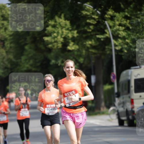 15.06.2025 - REWE Women's Run Jannik Wohlers http://msf.ph/oto/7945212 15.06.2025 08:48:06 Laufen 7030, 10495 meine-sportfotos.de