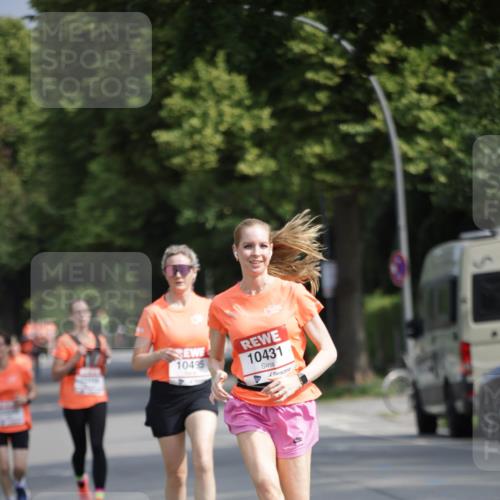 15.06.2025 - REWE Women's Run Jannik Wohlers http://msf.ph/oto/7945218 15.06.2025 08:48:06 Laufen 10495, 10431 meine-sportfotos.de
