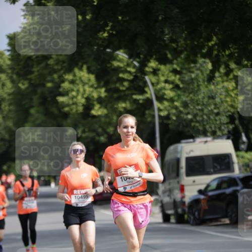 15.06.2025 - REWE Women's Run Jannik Wohlers http://msf.ph/oto/7945258 15.06.2025 08:48:07 Laufen 10495, 1040 meine-sportfotos.de