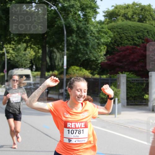 15.06.2025 - REWE Women's Run Jannik Wohlers http://msf.ph/oto/7945270 15.06.2025 09:44:10 Laufen 10438, 10781 meine-sportfotos.de