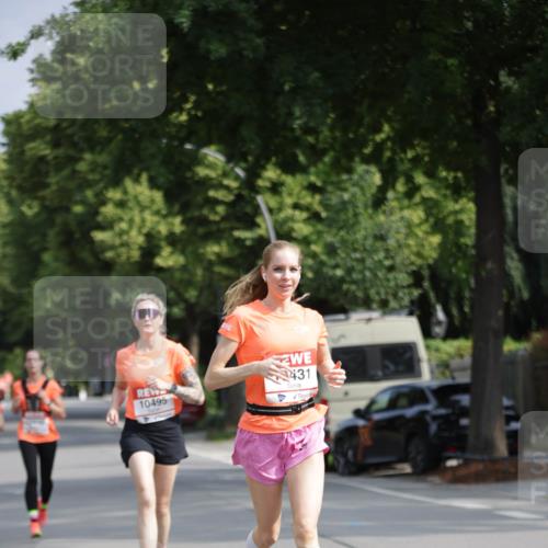 15.06.2025 - REWE Women's Run Jannik Wohlers http://msf.ph/oto/7945285 15.06.2025 08:48:07 Laufen 10495, 431 meine-sportfotos.de