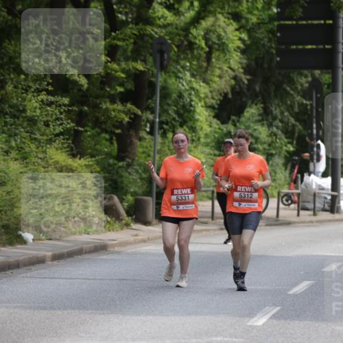15.06.2025 - REWE Women's Run Jannik Wohlers http://msf.ph/oto/7945286 15.06.2025 10:18:32 Laufen 5331, 5312 meine-sportfotos.de