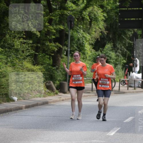 15.06.2025 - REWE Women's Run Jannik Wohlers http://msf.ph/oto/7945296 15.06.2025 10:18:32 Laufen 5331, 5312 meine-sportfotos.de