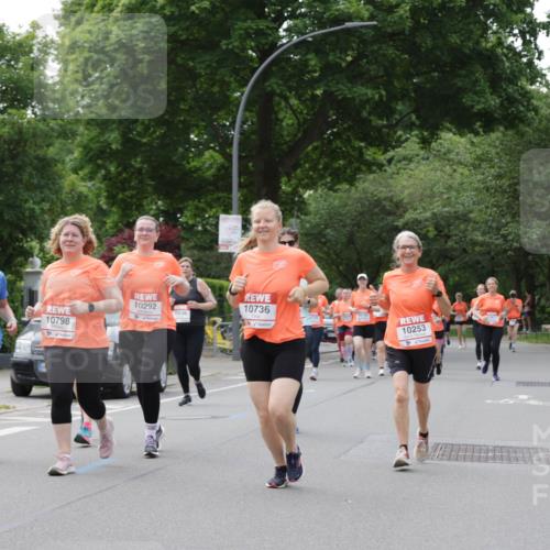 15.06.2025 - REWE Women's Run Jannik Wohlers http://msf.ph/oto/7945300 15.06.2025 08:29:41 Laufen 10292, 10736, 10009, 10798, 10253 meine-sportfotos.de