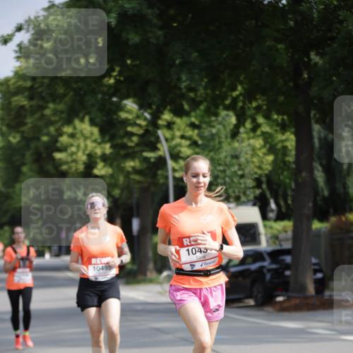 15.06.2025 - REWE Women's Run Jannik Wohlers http://msf.ph/oto/7945301 15.06.2025 08:48:07 Laufen 10495, 1045 meine-sportfotos.de