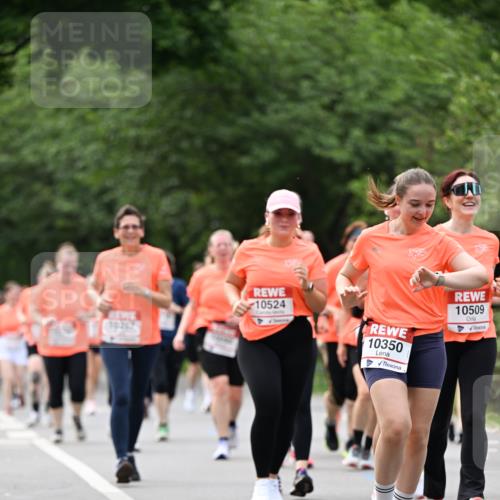 15.06.2025 - REWE Women's Run Dr. Thomas Lammeyer http://msf.ph/oto/7945309 15.06.2025 09:22:47 Laufen 10524, 10257, 10350, 10509 meine-sportfotos.de