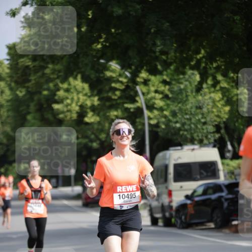 15.06.2025 - REWE Women's Run Jannik Wohlers http://msf.ph/oto/7945312 15.06.2025 08:48:08 Laufen 10495 meine-sportfotos.de
