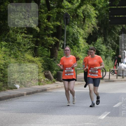 15.06.2025 - REWE Women's Run Jannik Wohlers http://msf.ph/oto/7945314 15.06.2025 10:18:32 Laufen 5331, 5312 meine-sportfotos.de