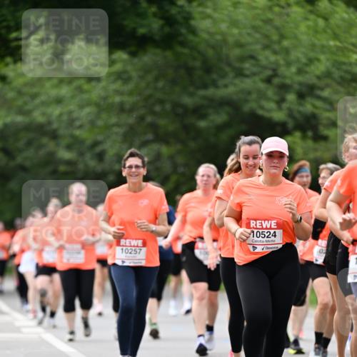 15.06.2025 - REWE Women's Run Dr. Thomas Lammeyer http://msf.ph/oto/7945328 15.06.2025 09:22:48 Laufen 10524, 10257, 02 meine-sportfotos.de