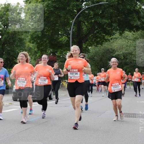 15.06.2025 - REWE Women's Run Jannik Wohlers http://msf.ph/oto/7945329 15.06.2025 08:29:41 Laufen 10292, 10798, 10009, 10736, 536, 09, 10253 meine-sportfotos.de