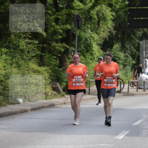 15.06.2025 - REWE Women's Run Jannik Wohlers http://msf.ph/oto/7945331 15.06.2025 10:18:32 Laufen 5331, 5312 meine-sportfotos.de