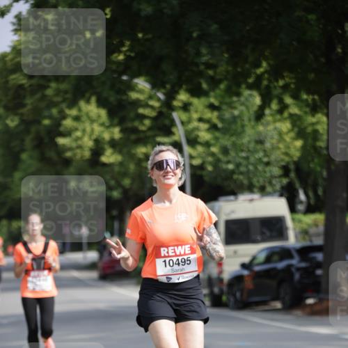 15.06.2025 - REWE Women's Run Jannik Wohlers http://msf.ph/oto/7945333 15.06.2025 08:48:09 Laufen 10495 meine-sportfotos.de