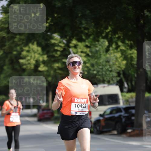15.06.2025 - REWE Women's Run Jannik Wohlers http://msf.ph/oto/7945345 15.06.2025 08:48:09 Laufen 10495 meine-sportfotos.de