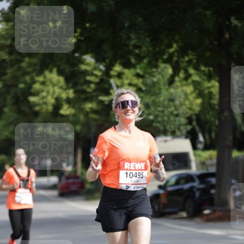 15.06.2025 - REWE Women's Run Jannik Wohlers http://msf.ph/oto/7945350 15.06.2025 08:48:09 Laufen 10495 meine-sportfotos.de