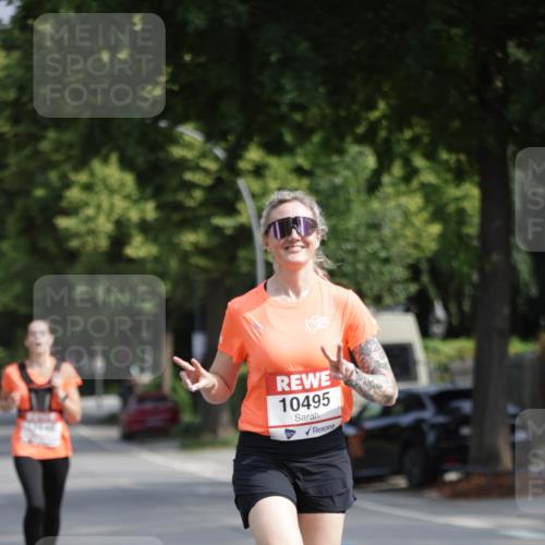15.06.2025 - REWE Women's Run Jannik Wohlers http://msf.ph/oto/7945356 15.06.2025 08:48:09 Laufen 10495 meine-sportfotos.de