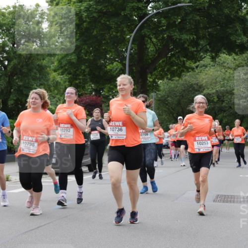 15.06.2025 - REWE Women's Run Jannik Wohlers http://msf.ph/oto/7945357 15.06.2025 08:29:41 Laufen 10009, 10798, 10292, 10736, 0709, 10253 meine-sportfotos.de