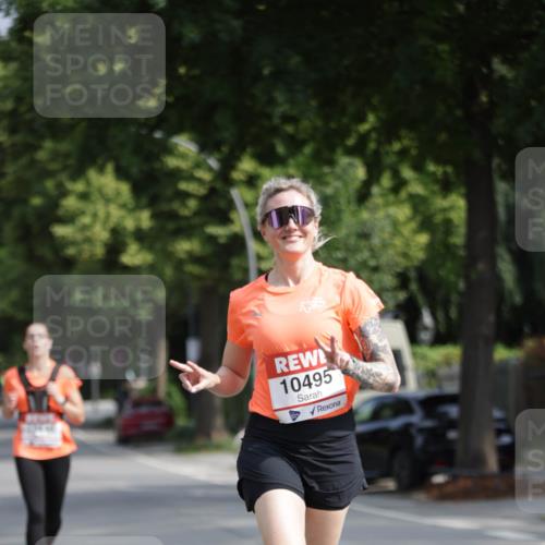 15.06.2025 - REWE Women's Run Jannik Wohlers http://msf.ph/oto/7945361 15.06.2025 08:48:09 Laufen 10495 meine-sportfotos.de