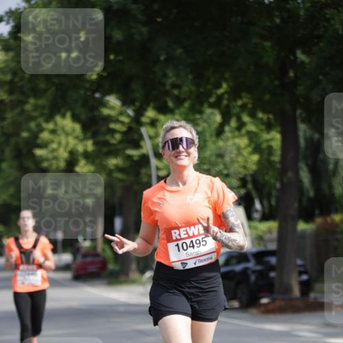 15.06.2025 - REWE Women's Run Jannik Wohlers http://msf.ph/oto/7945363 15.06.2025 08:48:09 Laufen 10495 meine-sportfotos.de