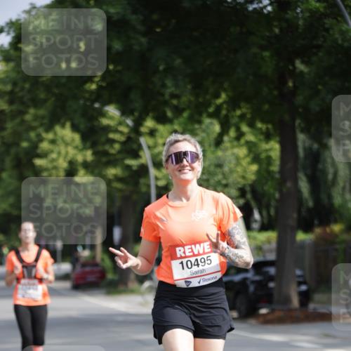 15.06.2025 - REWE Women's Run Jannik Wohlers http://msf.ph/oto/7945368 15.06.2025 08:48:09 Laufen 10495 meine-sportfotos.de