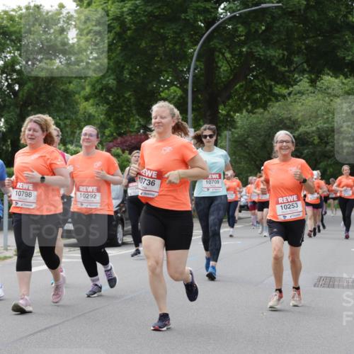 15.06.2025 - REWE Women's Run Jannik Wohlers http://msf.ph/oto/7945385 15.06.2025 08:29:41 Laufen 10736, 10009, 10798, 10292, 10709, 10253 meine-sportfotos.de