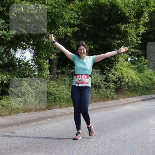 15.06.2025 - REWE Women's Run Jannik Wohlers http://msf.ph/oto/7945389 15.06.2025 10:18:34 Laufen 5463, 5331, 5312 meine-sportfotos.de