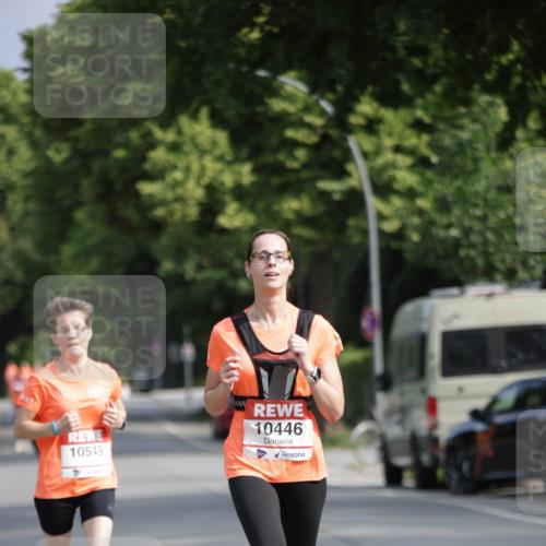 15.06.2025 - REWE Women's Run Jannik Wohlers http://msf.ph/oto/7945411 15.06.2025 08:48:11 Laufen 10549, 10446 meine-sportfotos.de