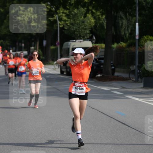 15.06.2025 - REWE Women's Run Jannik Wohlers http://msf.ph/oto/7945412 15.06.2025 09:44:19 Laufen 10374, 10486 meine-sportfotos.de