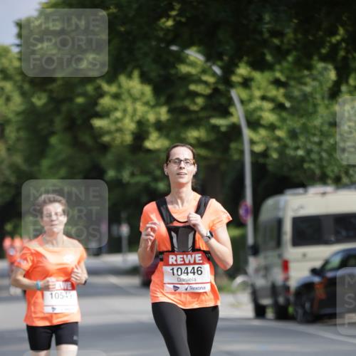15.06.2025 - REWE Women's Run Jannik Wohlers http://msf.ph/oto/7945413 15.06.2025 08:48:11 Laufen 10549, 10446 meine-sportfotos.de
