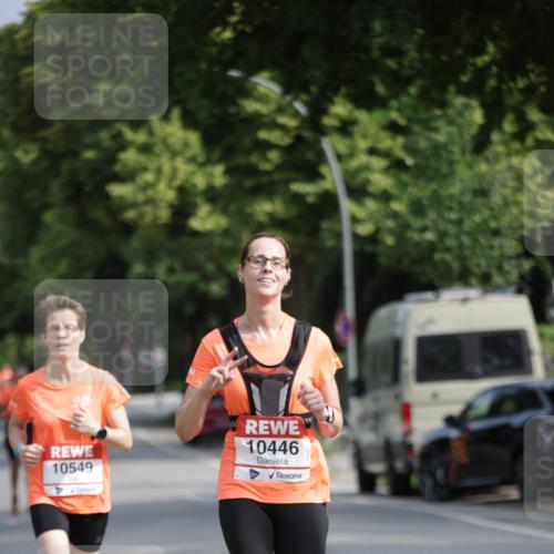 15.06.2025 - REWE Women's Run Jannik Wohlers http://msf.ph/oto/7945419 15.06.2025 08:48:11 Laufen 10549, 10446 meine-sportfotos.de