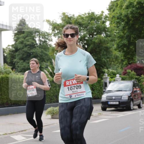 15.06.2025 - REWE Women's Run Jannik Wohlers http://msf.ph/oto/7945436 15.06.2025 08:29:44 Laufen 10536, 10709, 1043 meine-sportfotos.de
