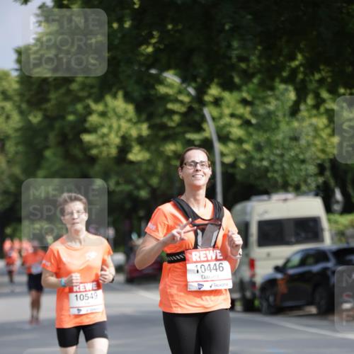15.06.2025 - REWE Women's Run Jannik Wohlers http://msf.ph/oto/7945439 15.06.2025 08:48:12 Laufen 10549, 10446 meine-sportfotos.de