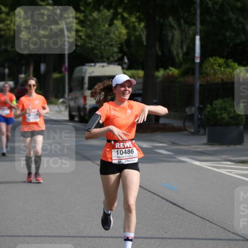 15.06.2025 - REWE Women's Run Jannik Wohlers http://msf.ph/oto/7945444 15.06.2025 09:44:20 Laufen 10486 meine-sportfotos.de