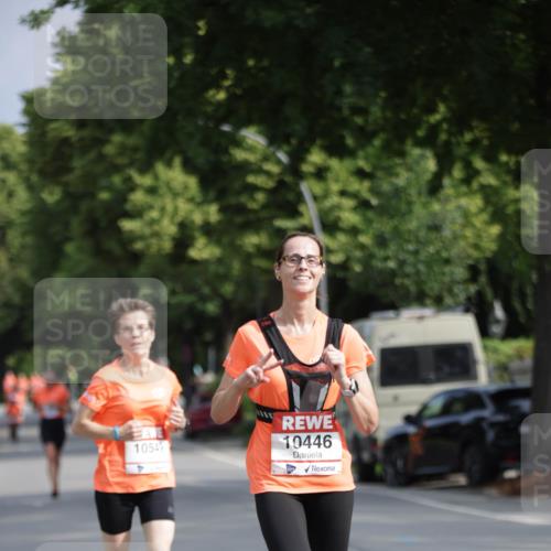15.06.2025 - REWE Women's Run Jannik Wohlers http://msf.ph/oto/7945445 15.06.2025 08:48:12 Laufen 10549, 10446 meine-sportfotos.de