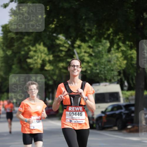 15.06.2025 - REWE Women's Run Jannik Wohlers http://msf.ph/oto/7945448 15.06.2025 08:48:12 Laufen 0549, 10446 meine-sportfotos.de